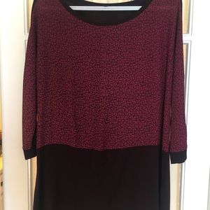 RW&Co Maroon 3/4 length sleeve tunic